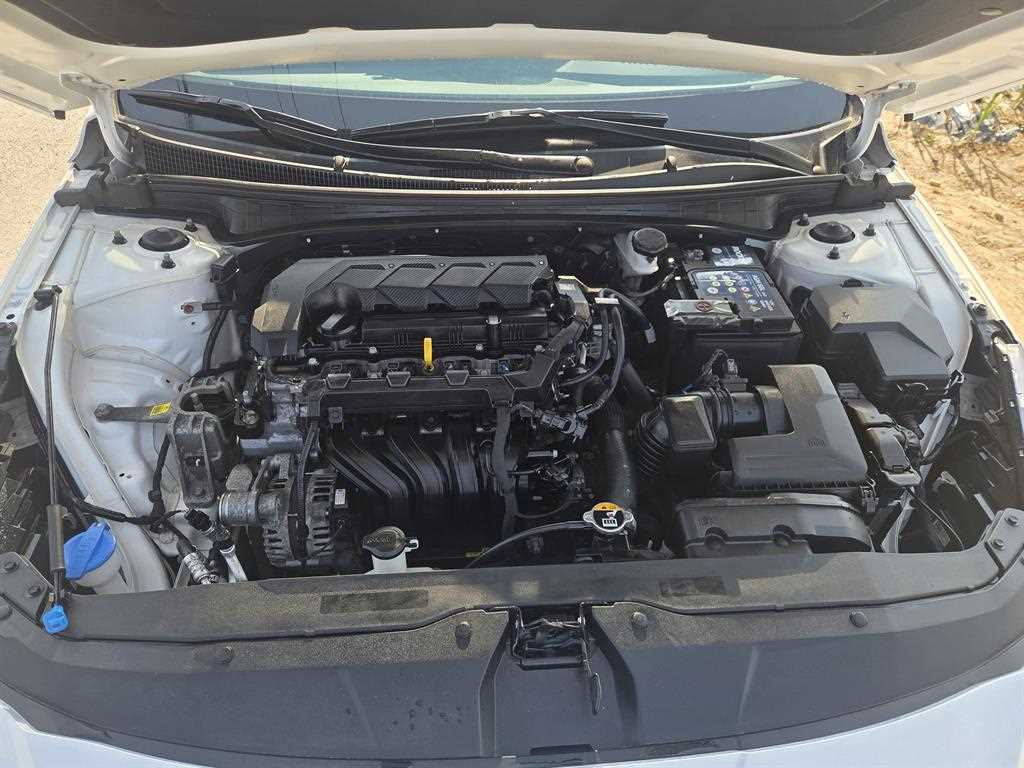 HYUNDAI Avante 2023 Blanco - Importación desde Corea - HF Imports Iquique - Foto 19