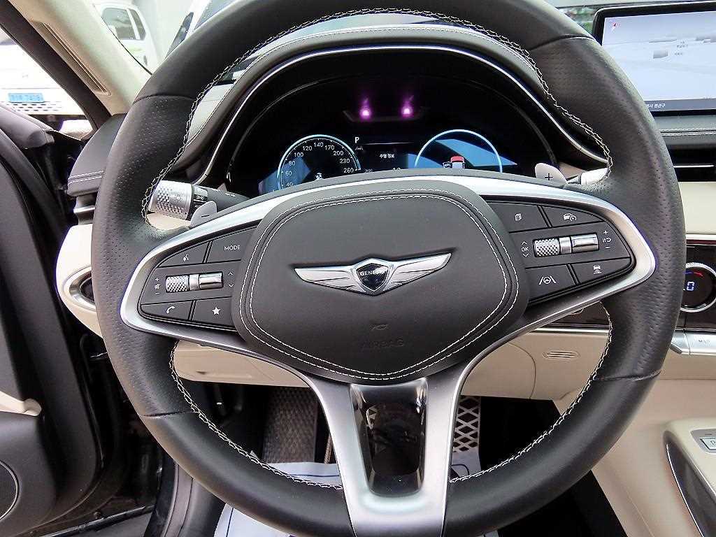 Genesis GV70 - Vista 8