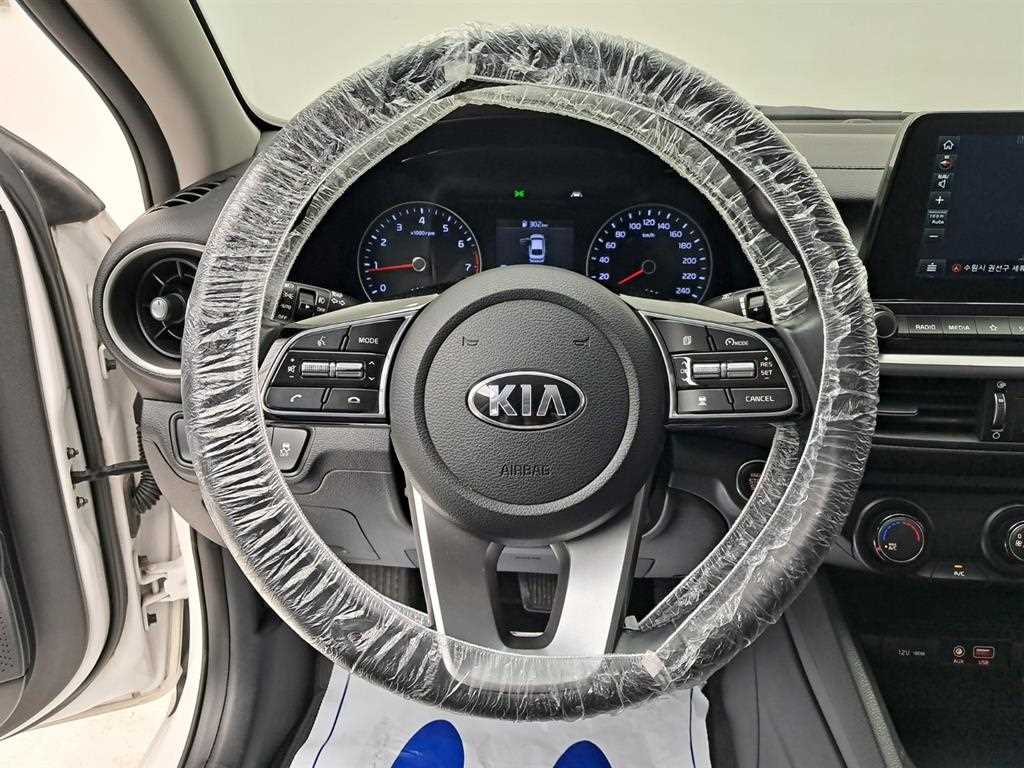 KIA K3 - Vista 7