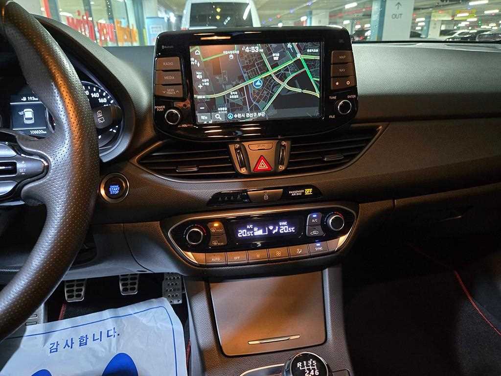 HYUNDAI i30 - Vista 11