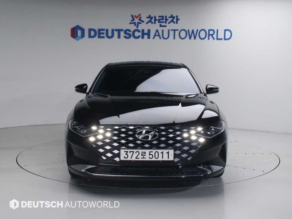 HYUNDAI Grandeur - Vista 3