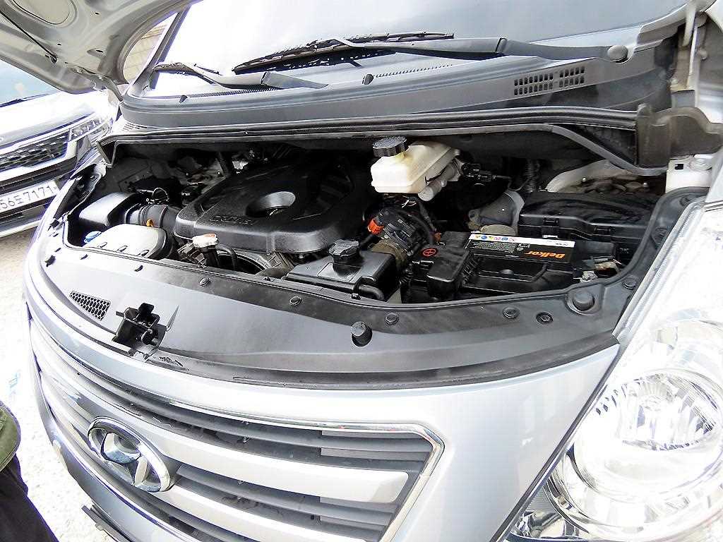 HYUNDAI Starex 2018 Gris - Importación desde Corea - HF Imports Iquique - Foto 16
