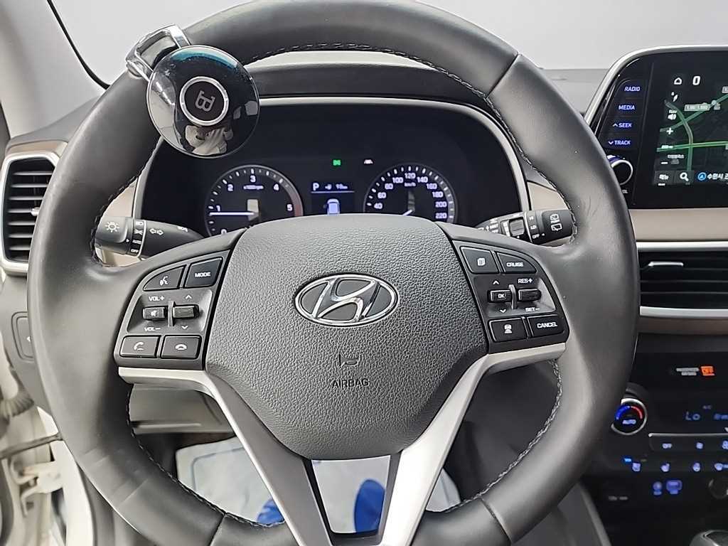 HYUNDAI Tucson - Vista 9