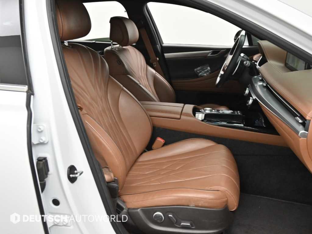 Genesis G80 - Vista 10