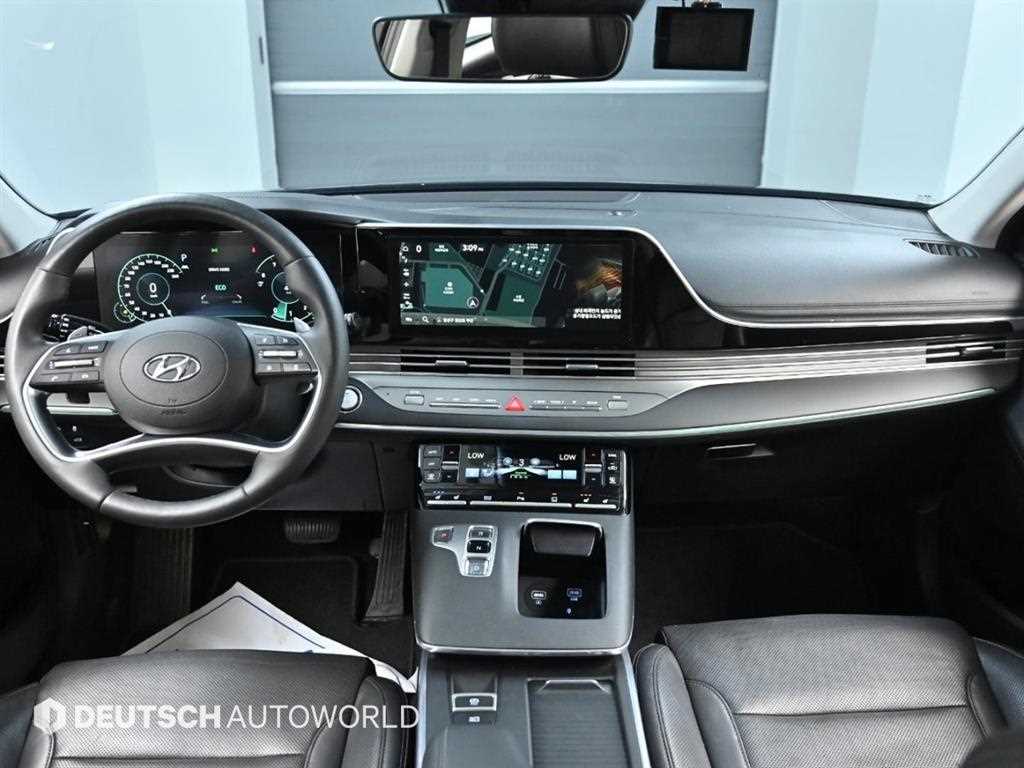 HYUNDAI Grandeur - Vista 7