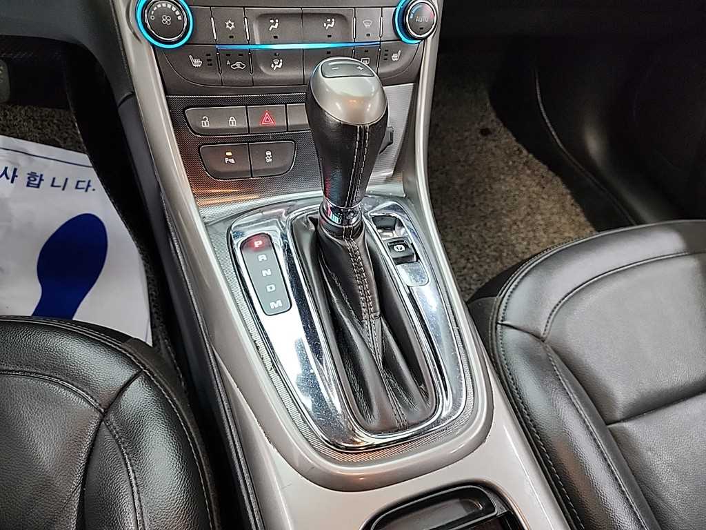 Chevrolet Malibu - Vista 8