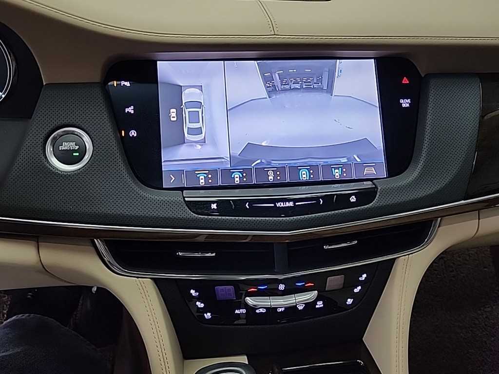 Cadillac CT6 - Vista 10