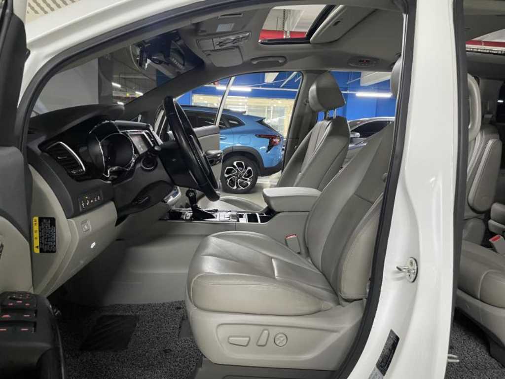 KIA Carnival 2016 Blanco - Importación desde Corea - HF Imports Iquique - Foto 18