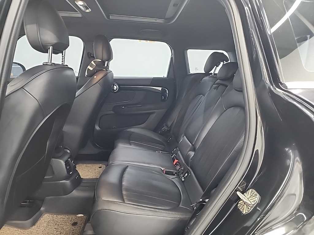 Mini Countryman - Vista 12