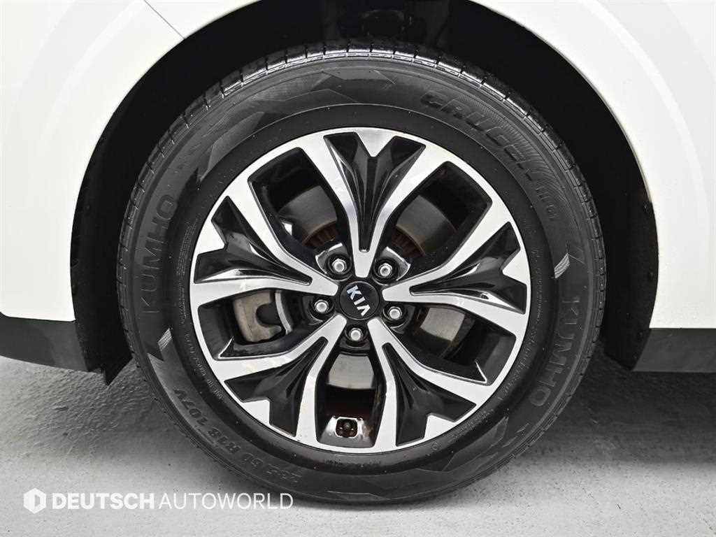 KIA Carnival - Vista 5