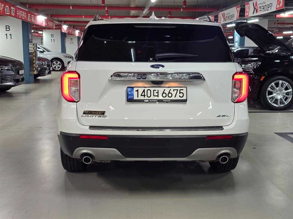 Ford Explorer - Vista 4