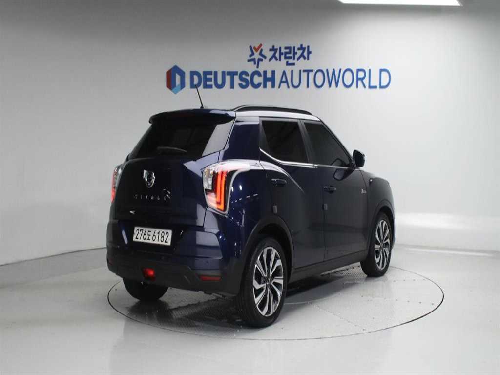 Ssangyong Tivoli - Vista 2