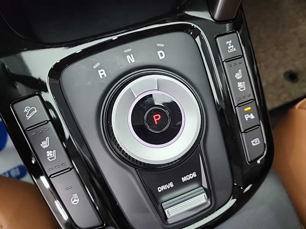 KIA Seltos - Vista 8