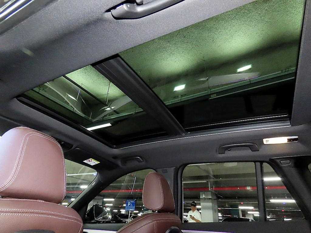 BMW X1 2022 Negro - Importación desde Corea - HF Imports Iquique - Foto 15