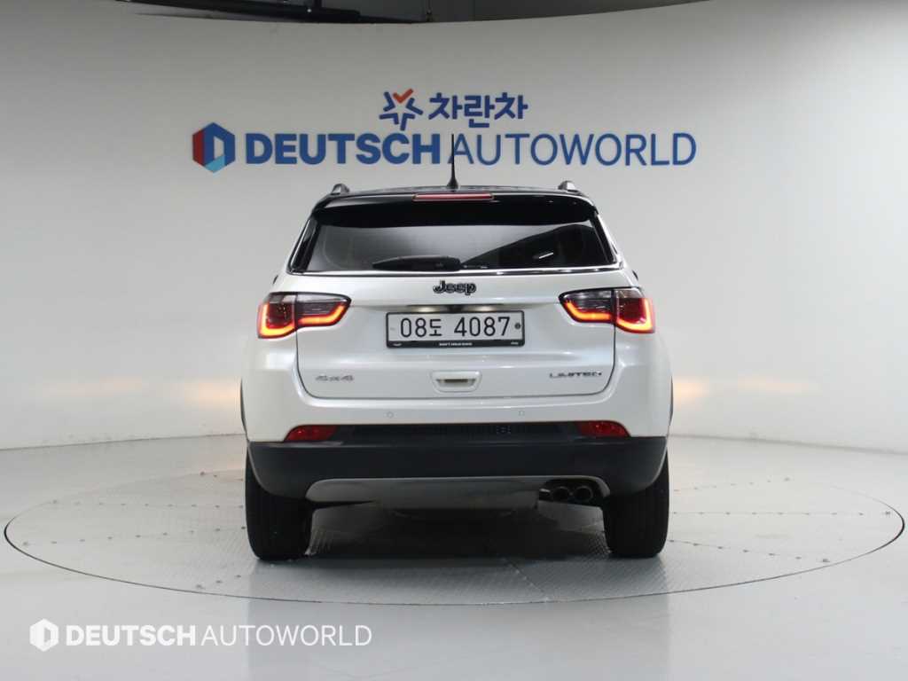 Jeep Compass - Vista 4