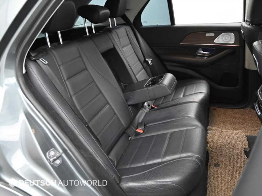 Mercedes Benz GLE Class - Vista 12