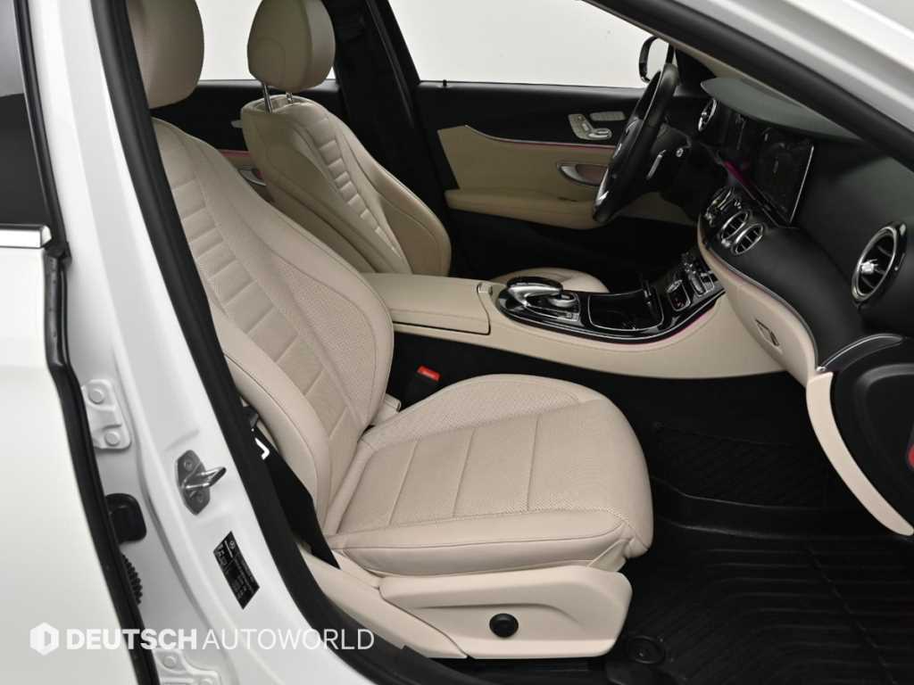 Mercedes Benz E class - Vista 2