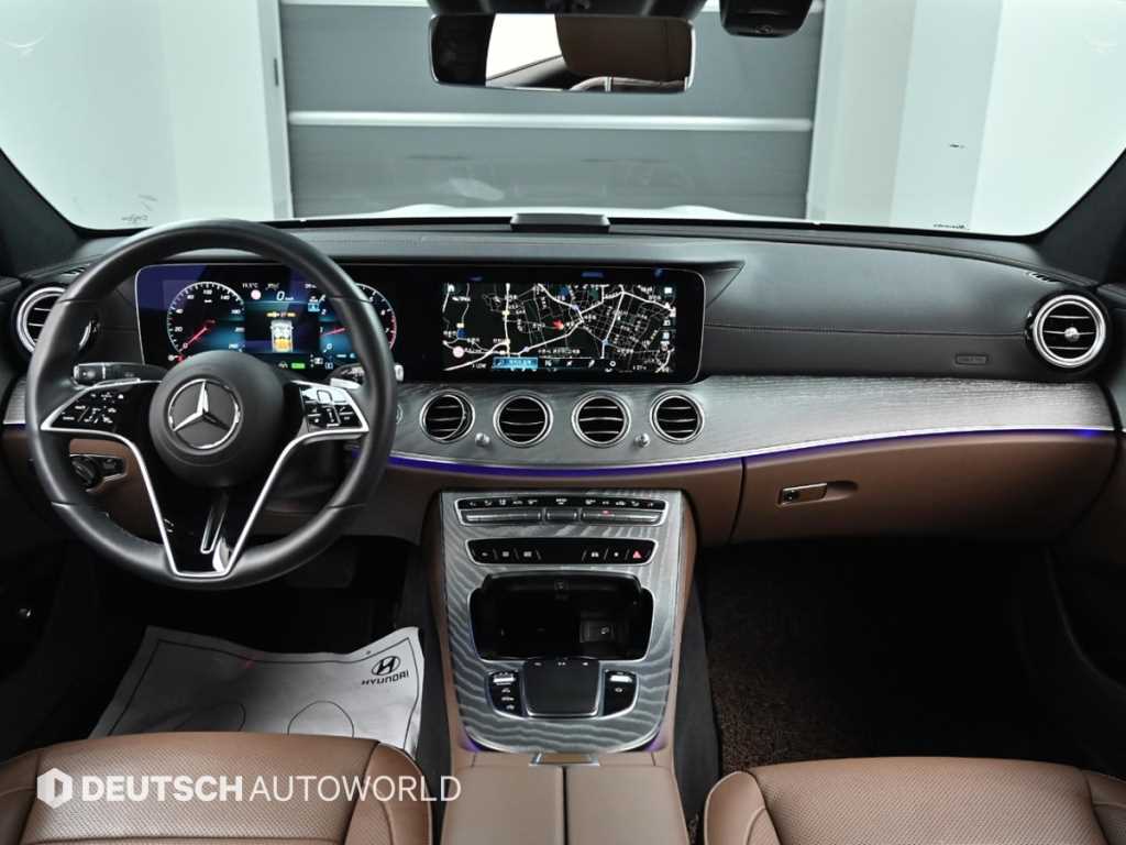 Mercedes Benz E class - Vista 7