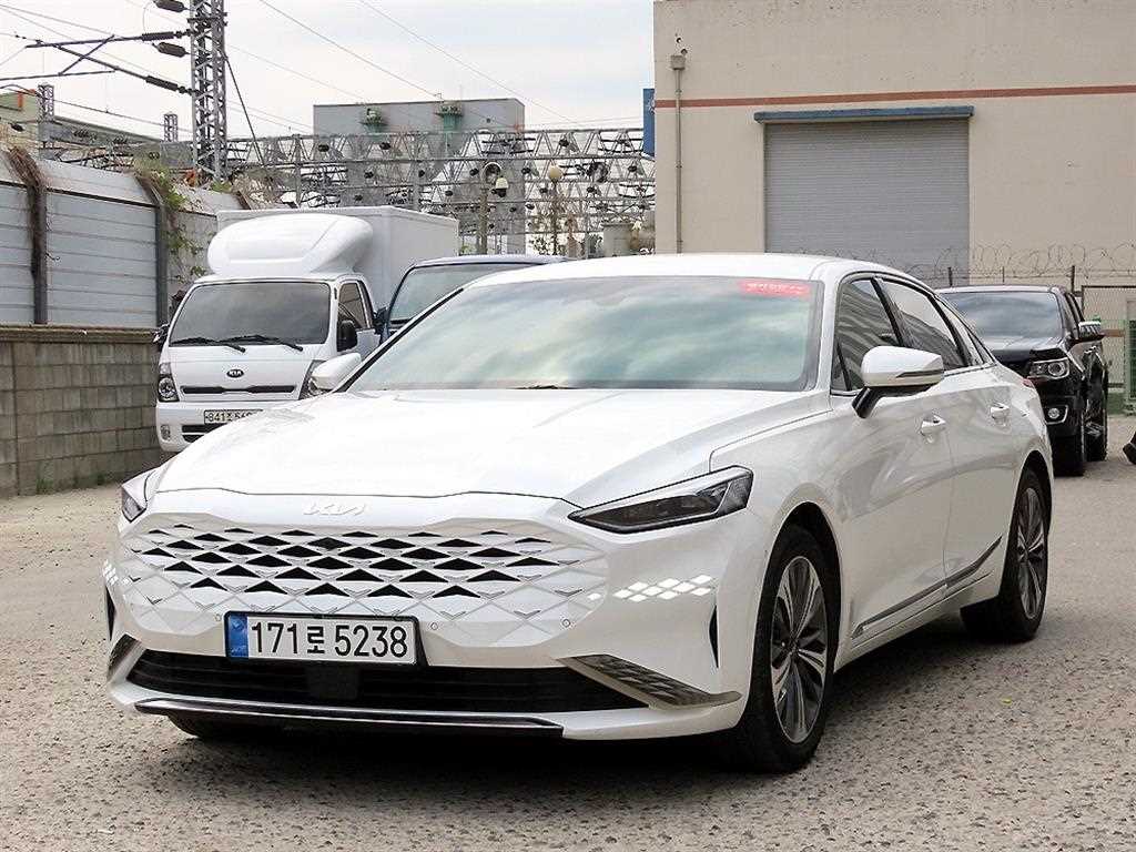 KIA K8 - Vista 2