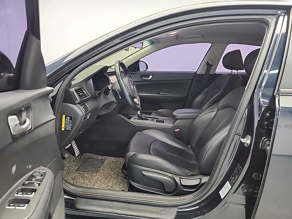 KIA K5 - Vista 11