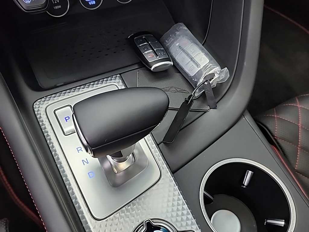 Genesis G70 - Vista 7