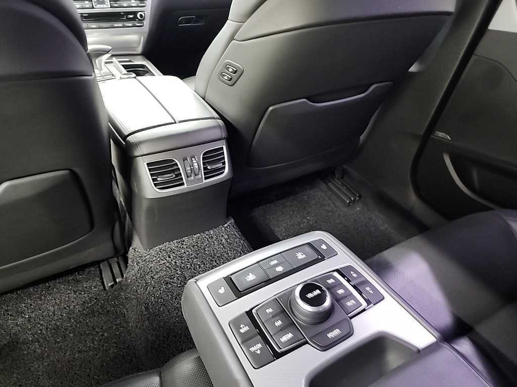Genesis G80 2017 Negro - Importación desde Corea - HF Imports Iquique - Foto 13