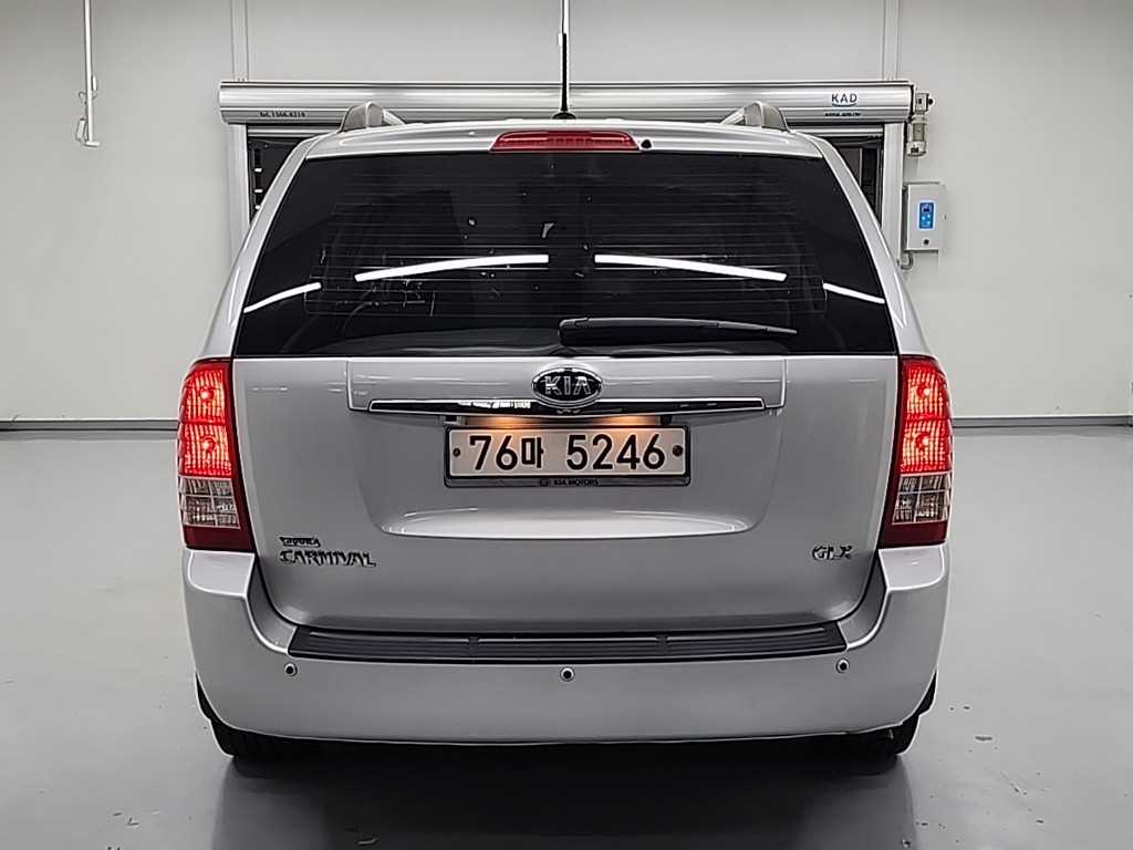KIA Carnival - Vista 3