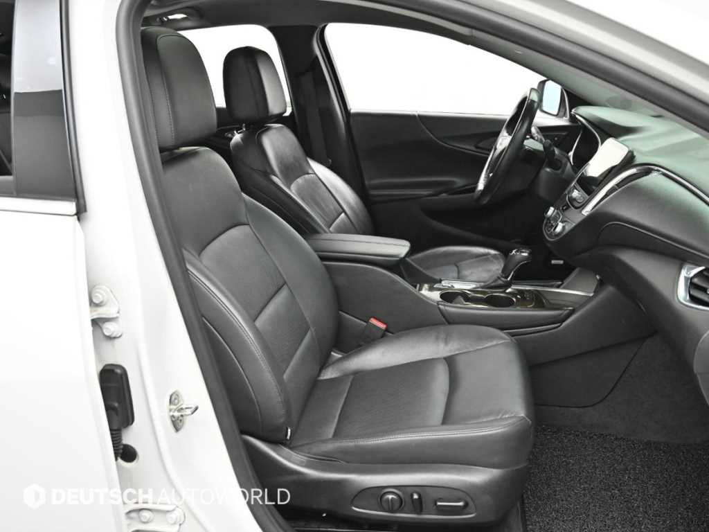 Chevrolet Malibu - Vista 10