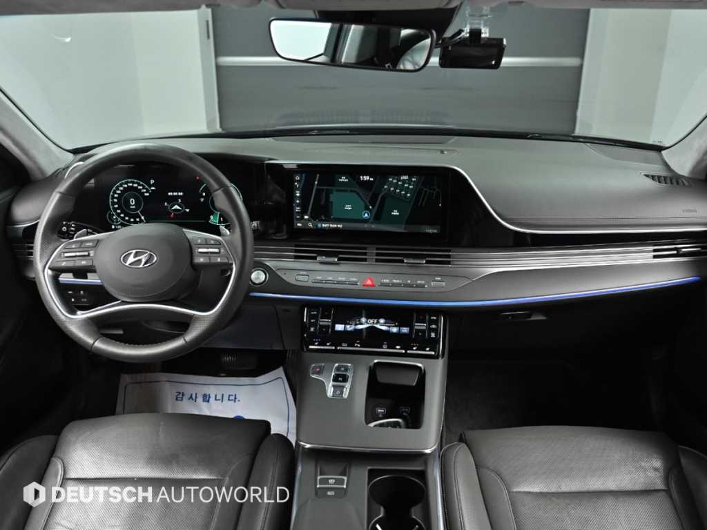 HYUNDAI Grandeur - Vista 7