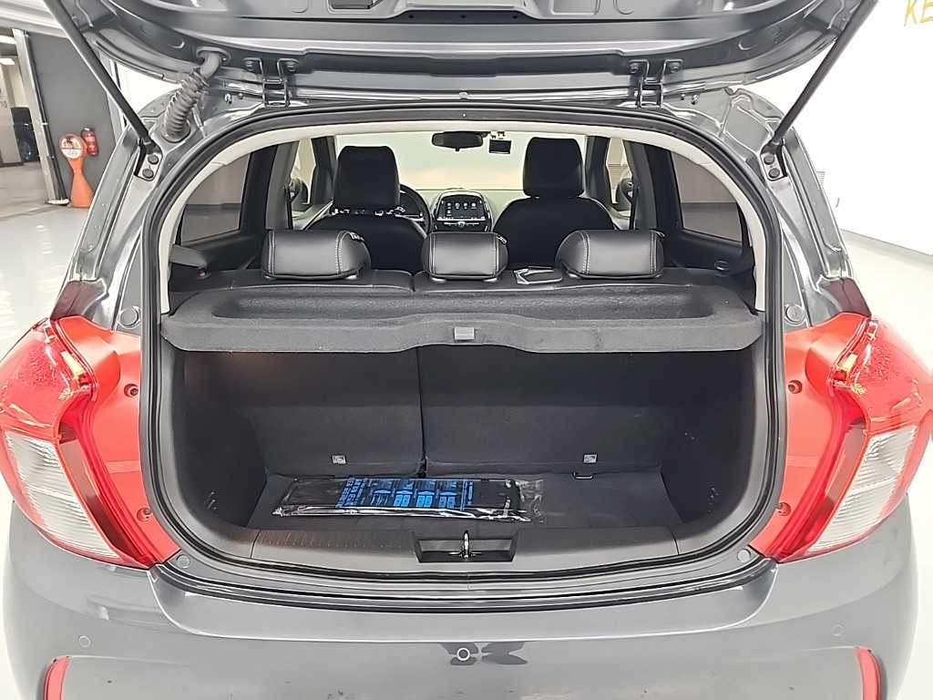 Chevrolet Spark 2021 Gris - Importación desde Corea - HF Imports Iquique - Foto 18
