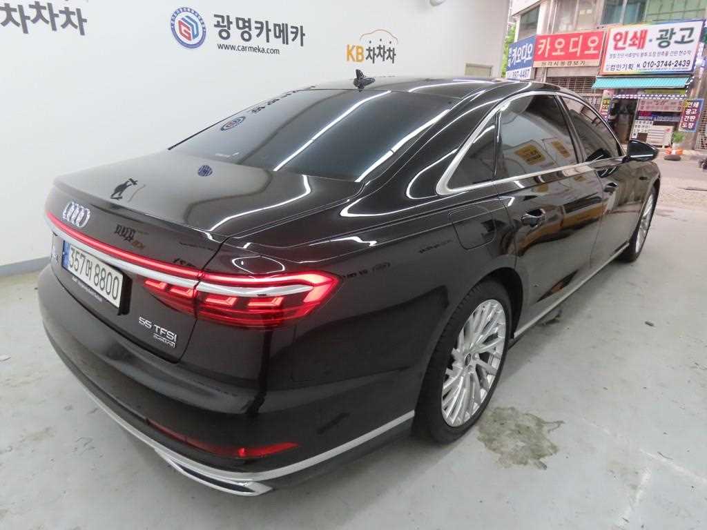 Audi A8 - Vista 3