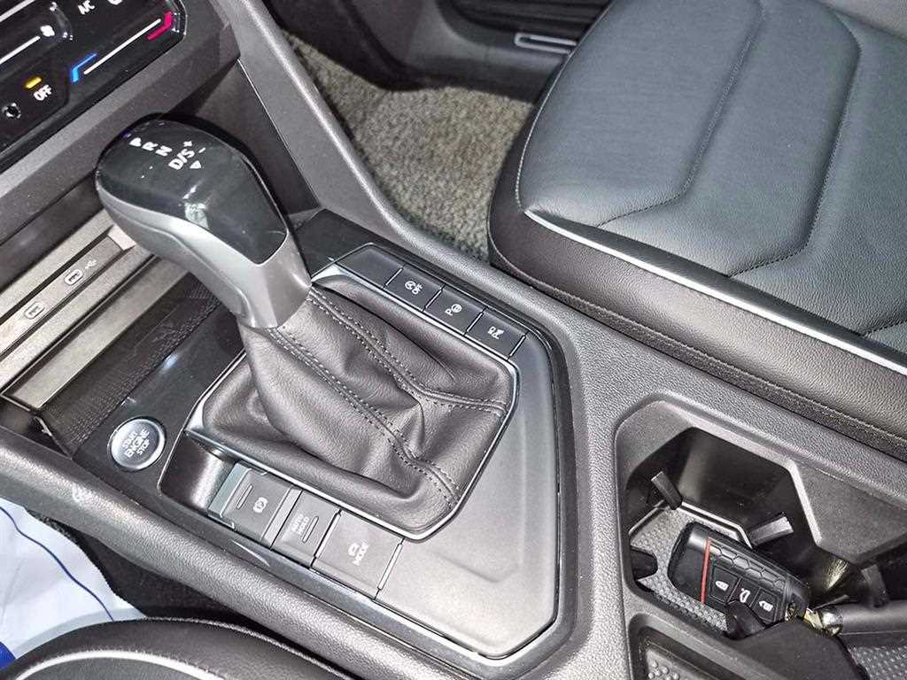 Volkswagen Tiguan - Vista 11
