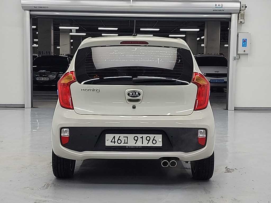 KIA Morning - Vista 3