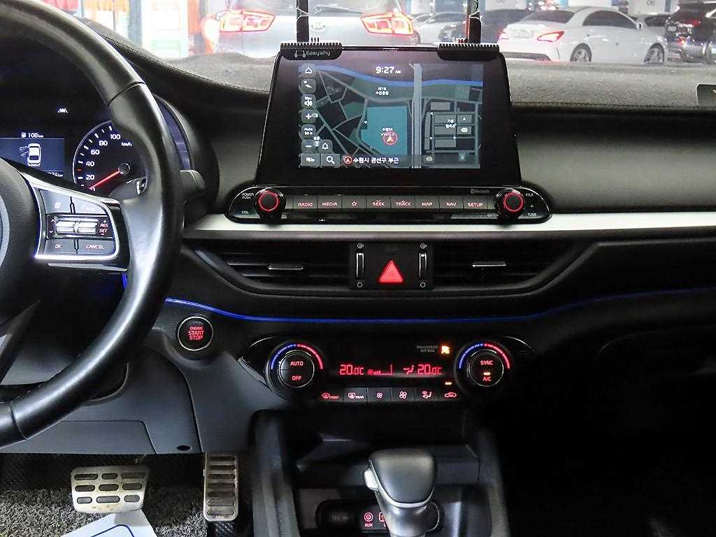 KIA K3 - Vista 11