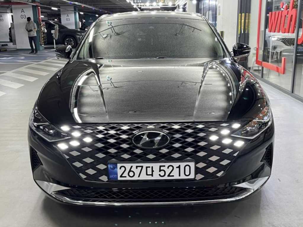 HYUNDAI Grandeur - Vista 2