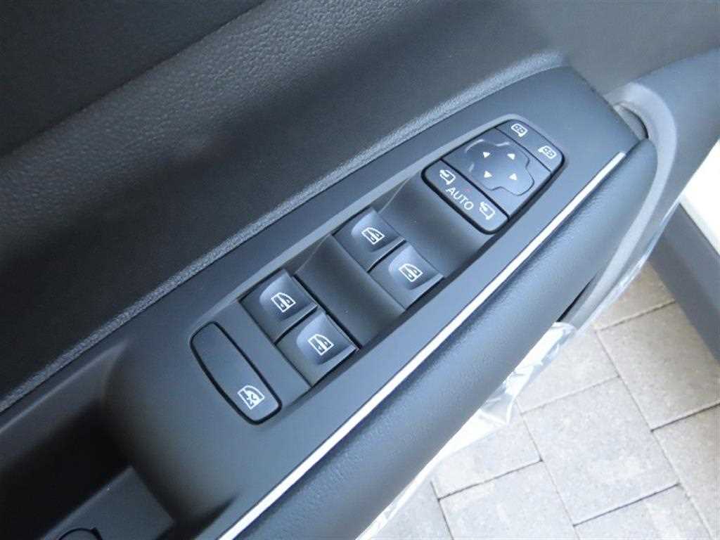 SAMSUNG QM6 - Vista 12