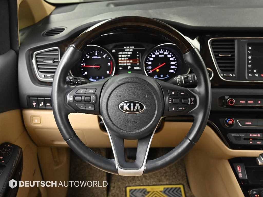 KIA Carnival 2019 Blanco - Importación desde Corea - HF Imports Iquique - Foto 13