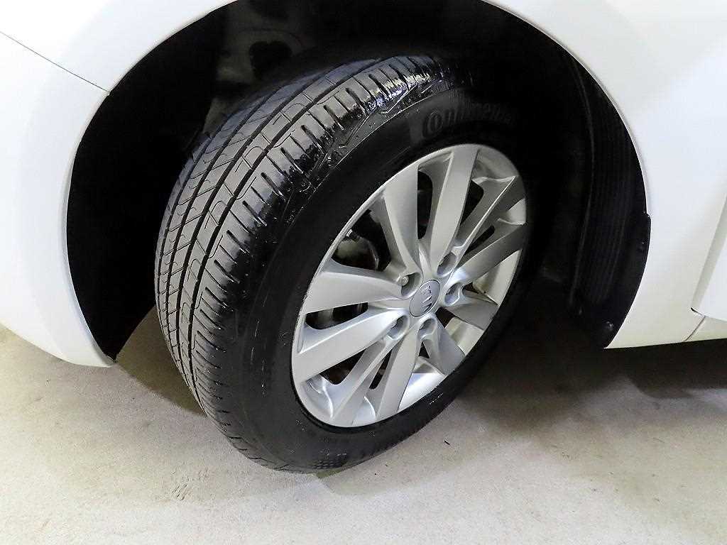 KIA K3 2015 Blanco - Importación desde Corea - HF Imports Iquique - Foto 19