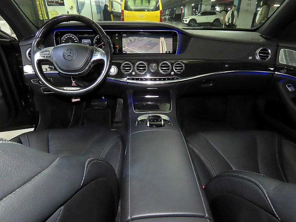Mercedes Benz S Class - Vista 10