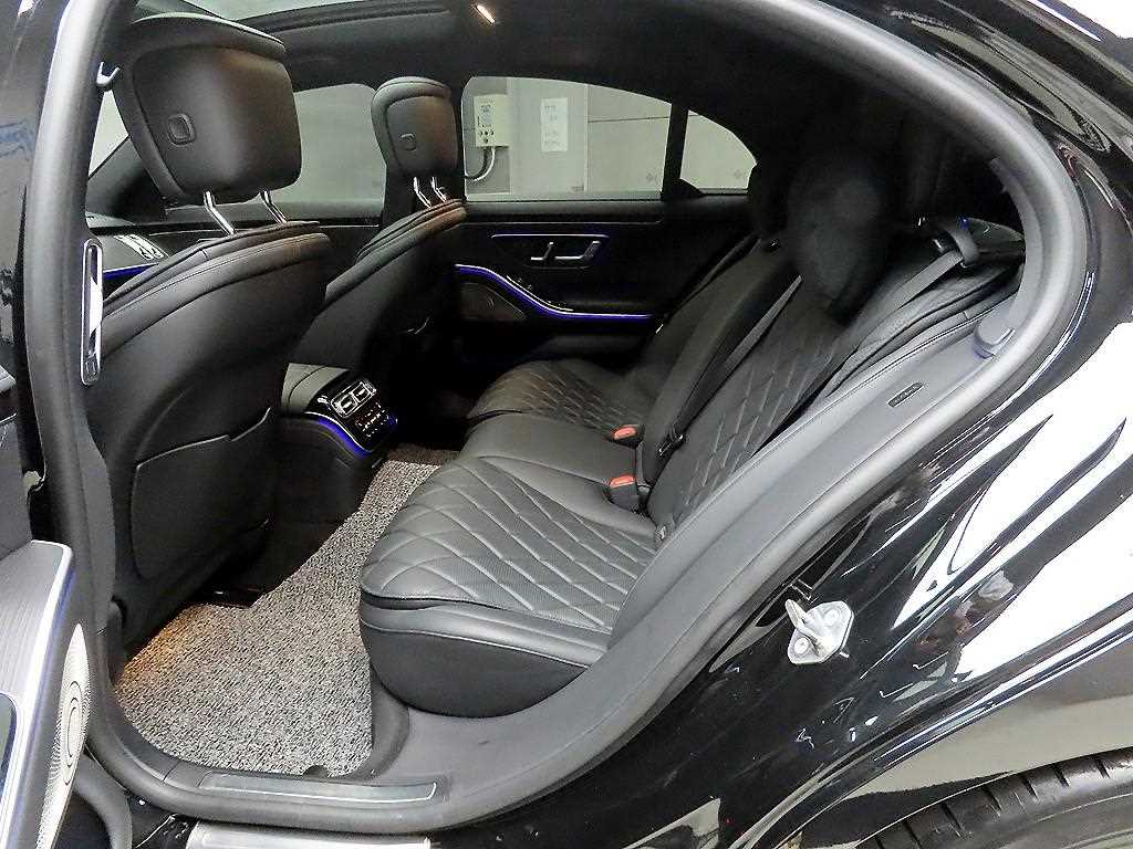 Mercedes Benz S Class - Vista 6
