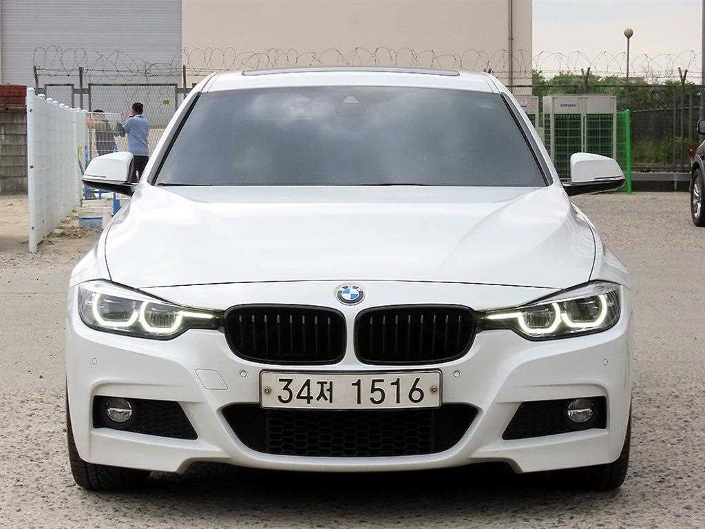 BMW 3 series 2018 Blanco - Importación desde Corea - HF Imports Iquique - Foto 1