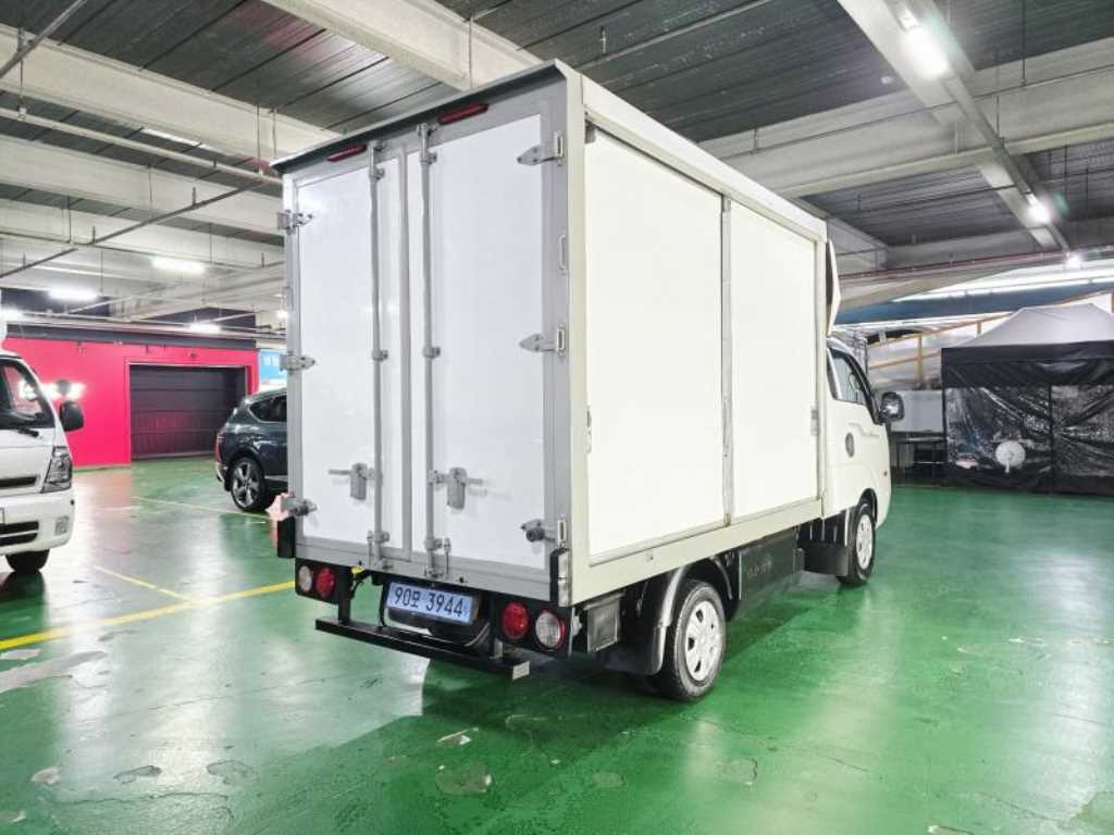 Small Truck Normal Box(High Deck) - Vista 7