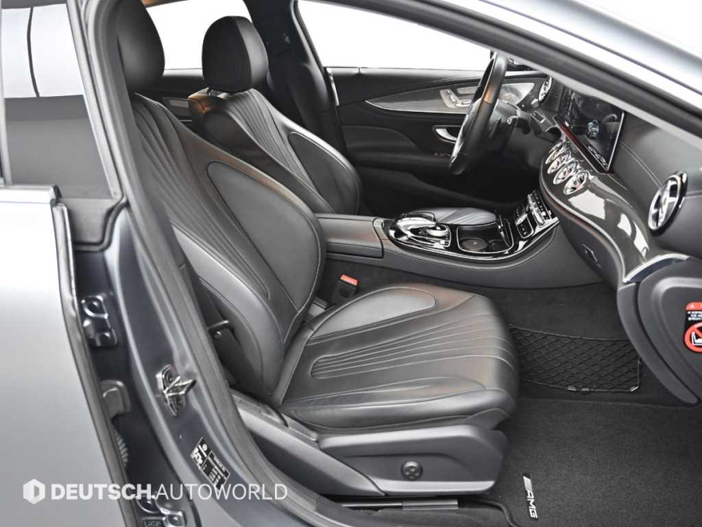 Mercedes Benz CLS Class - Vista 10