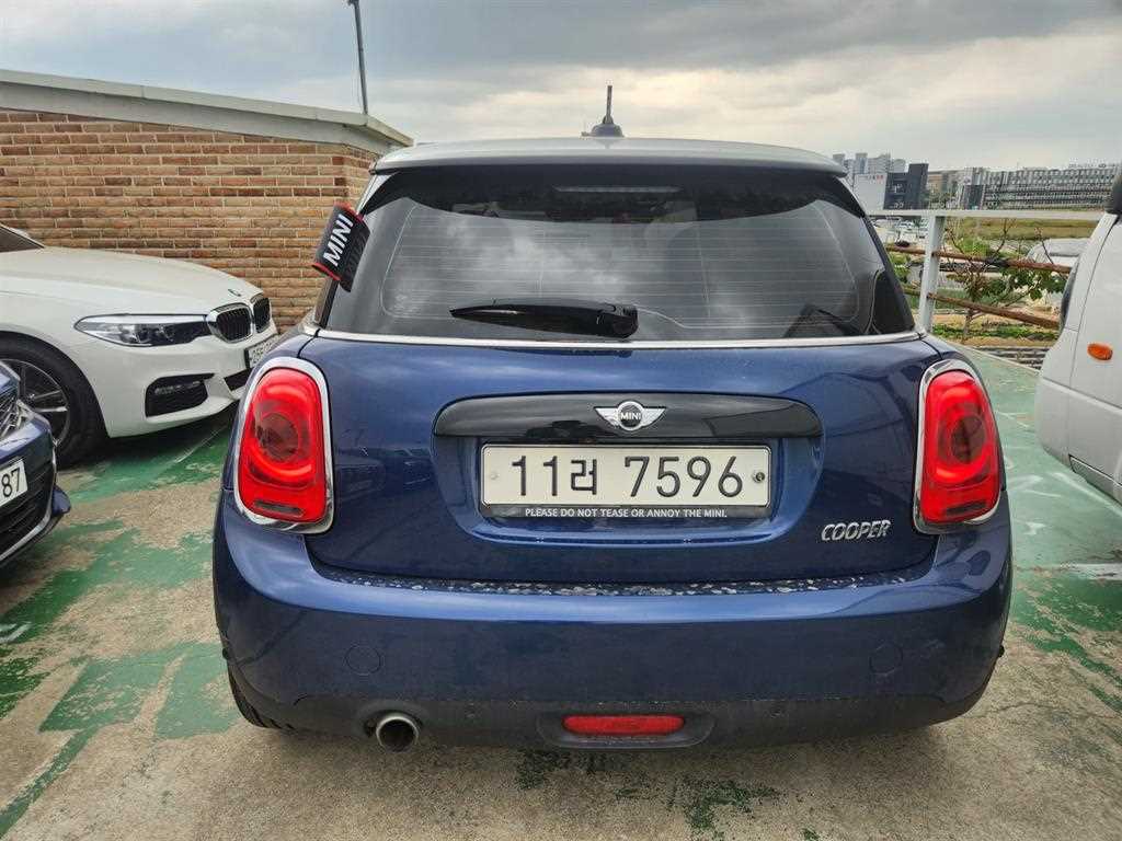 Mini Cooper - Vista 4