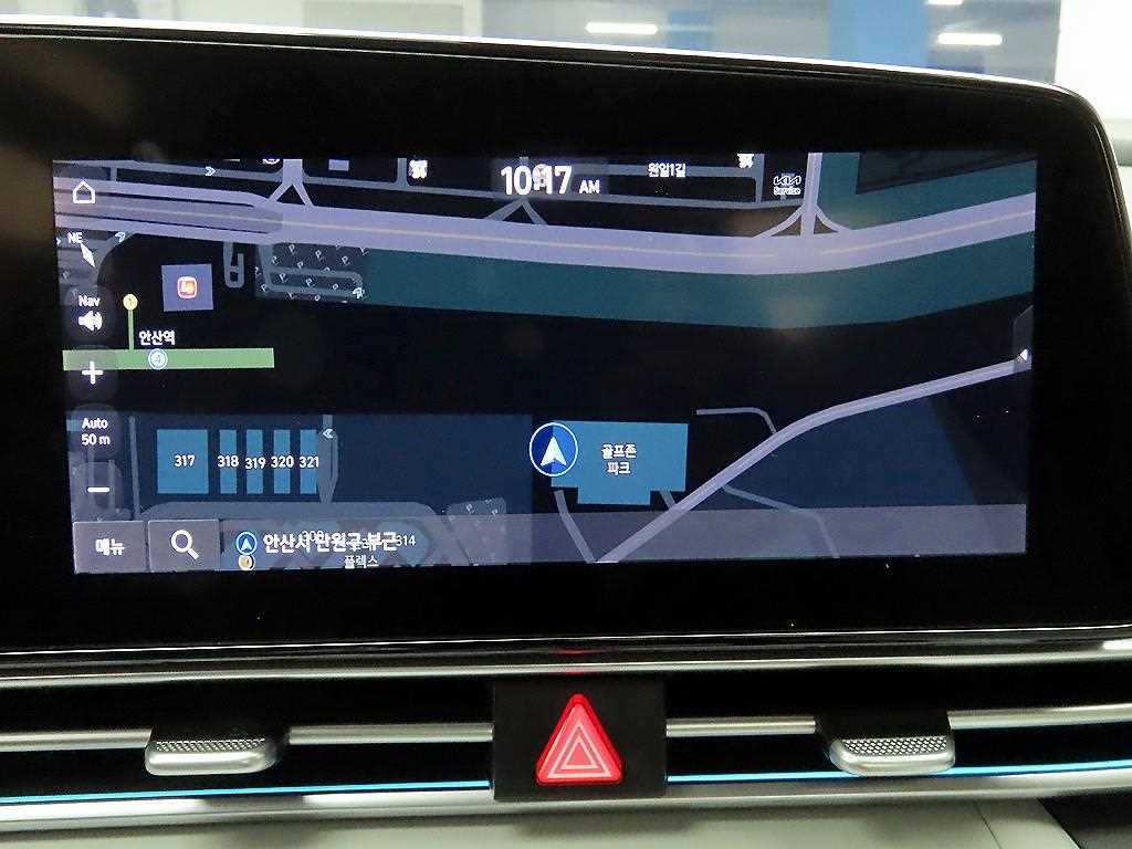 HYUNDAI Avante - Vista 9