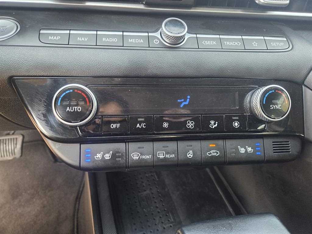 HYUNDAI Avante - Vista 12