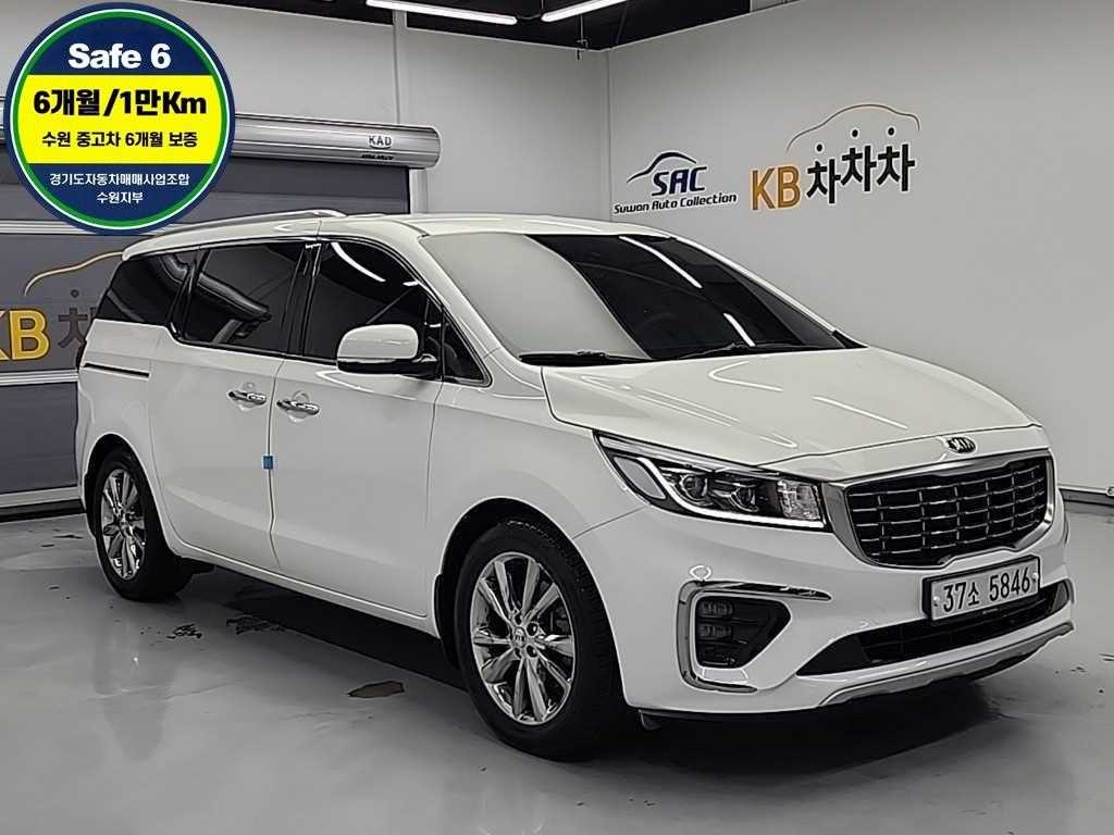 KIA Carnival - Vista 4