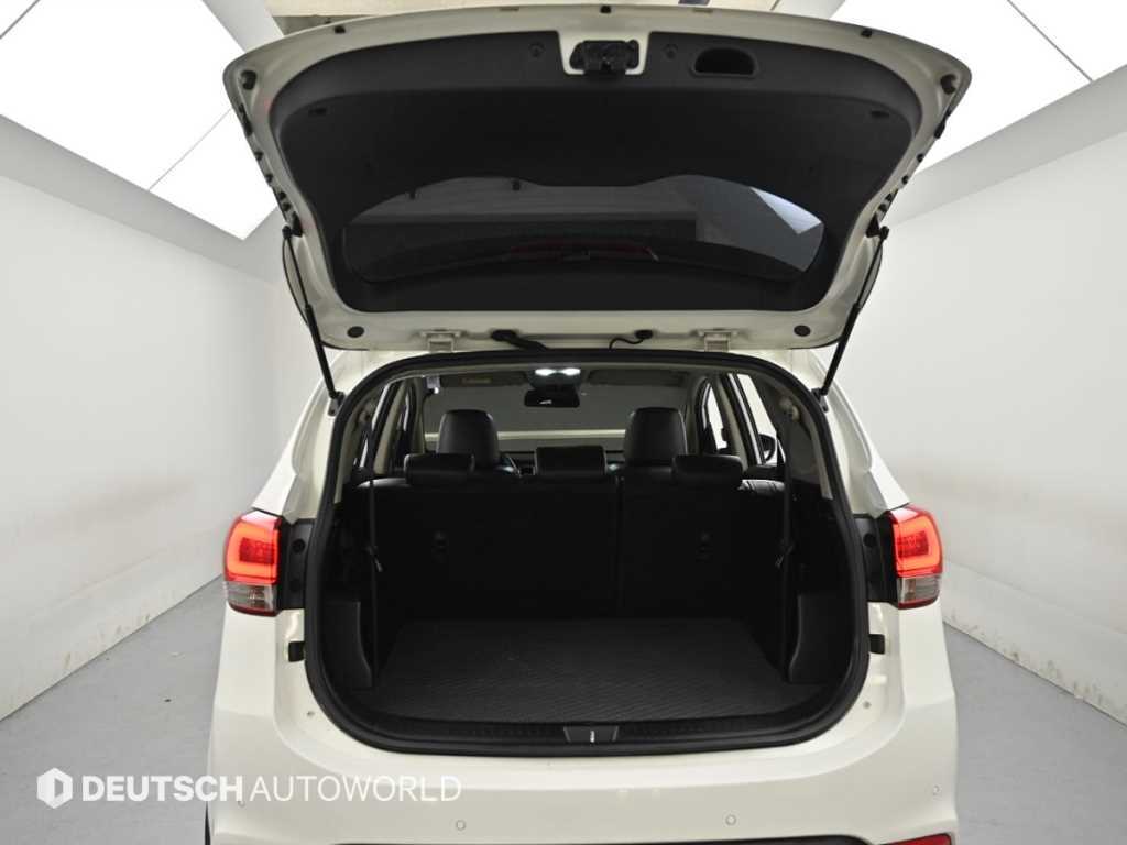 KIA Carens 2014 Blanco - Importación desde Corea - HF Imports Iquique - Foto 19