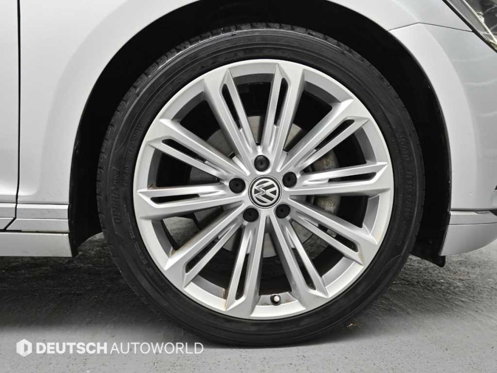 Volkswagen Passat - Vista 5