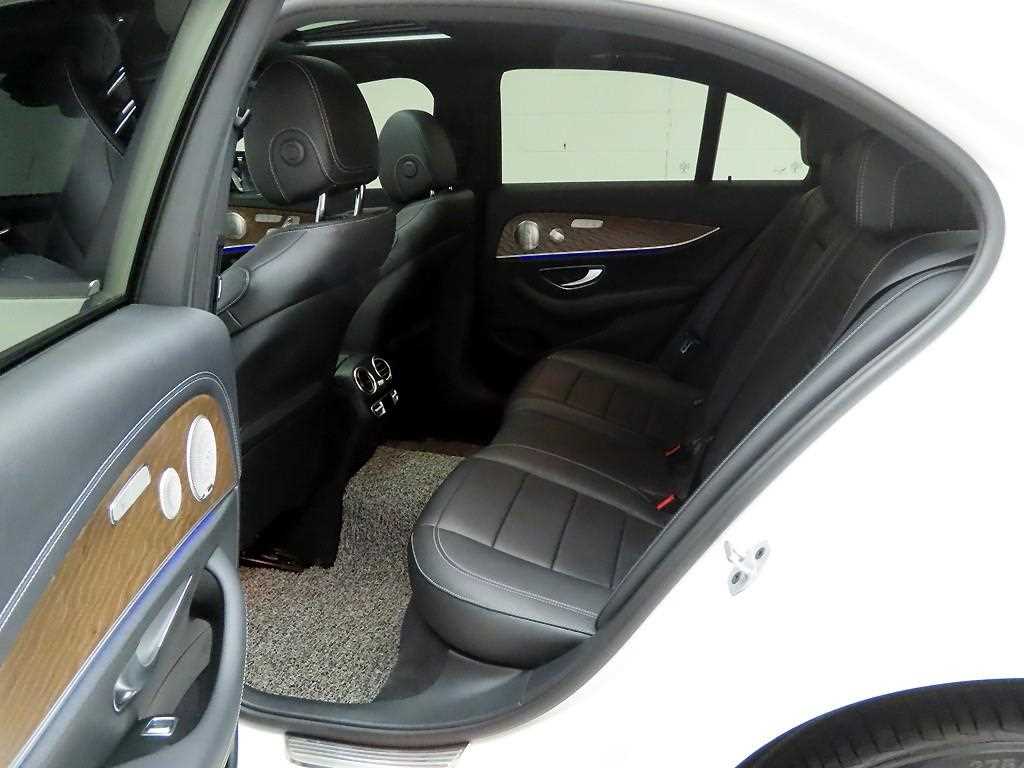 Mercedes Benz E class 2021 Blanco - Importación desde Corea - HF Imports Iquique - Foto 13